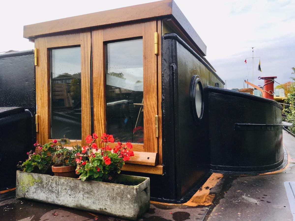 Houseboat Tante Piet Hotel Amsterdam Exterior foto